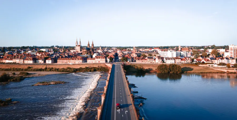 Moulins